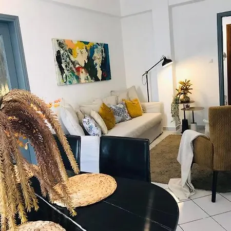 Apartment 2 Bd In Kolonaki - 4 Min Away From Metro Panepistimio