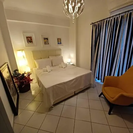 2 Bd In Kolonaki - 4 Min Away From Metro Panepistimio Athens