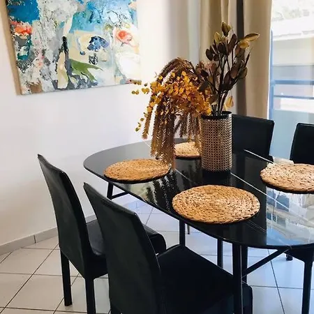 Apartment 2 Bd In Kolonaki - 4 Min Away From Metro Panepistimio Athens